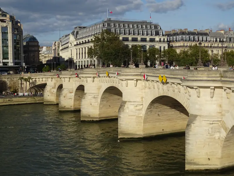 Pont Neuf Paris