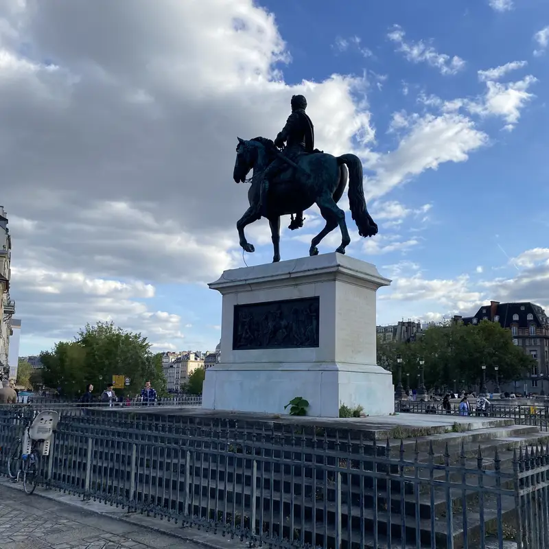 pont_neuf_statue Pont Neuf Paris